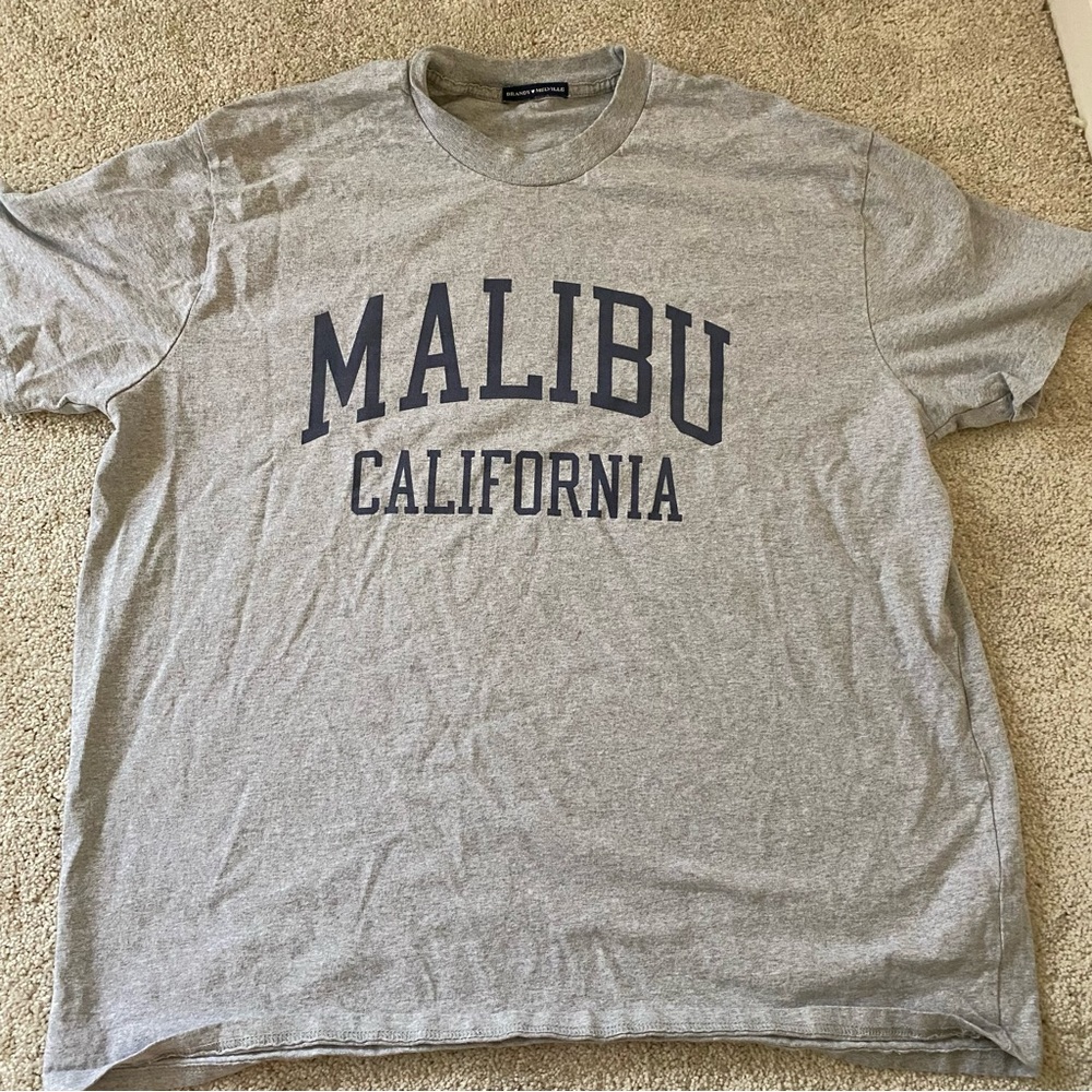 Brandy Melville Graphic t shirt